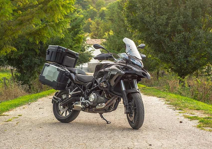 benelli motorradverleih