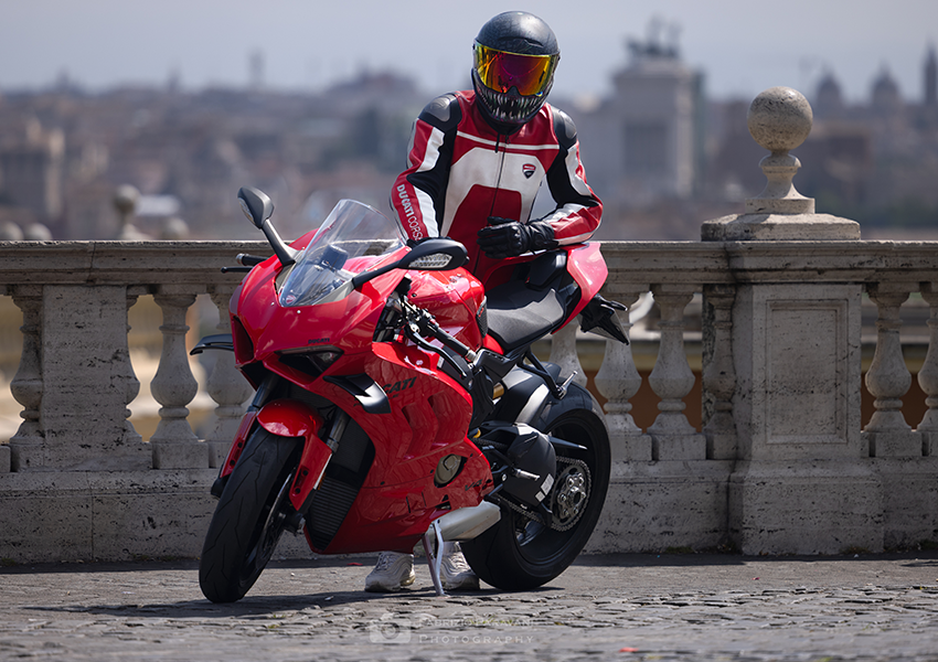 Ducati Panigale V4 mieten